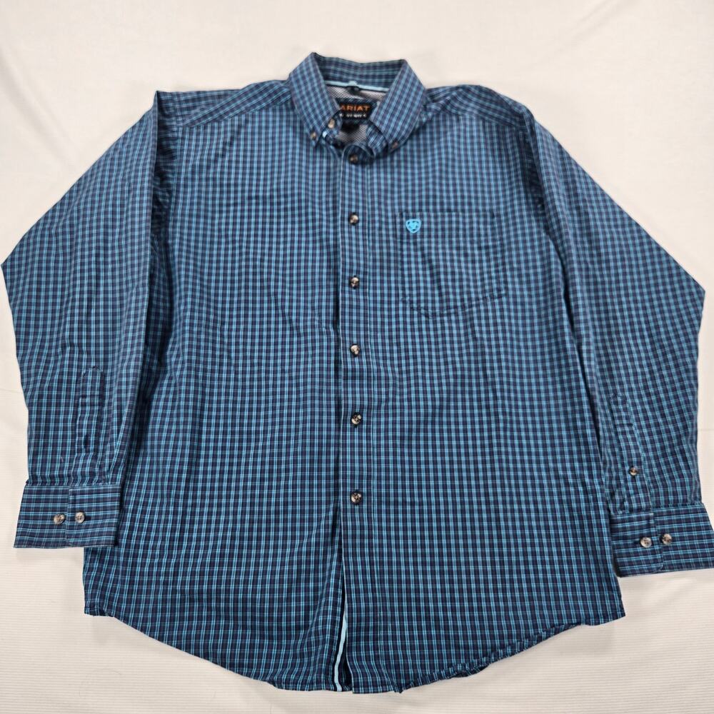 Ariat Pro Series Blue Plaid‎ Long Sleeve Western Button Down Shirt Size Medium